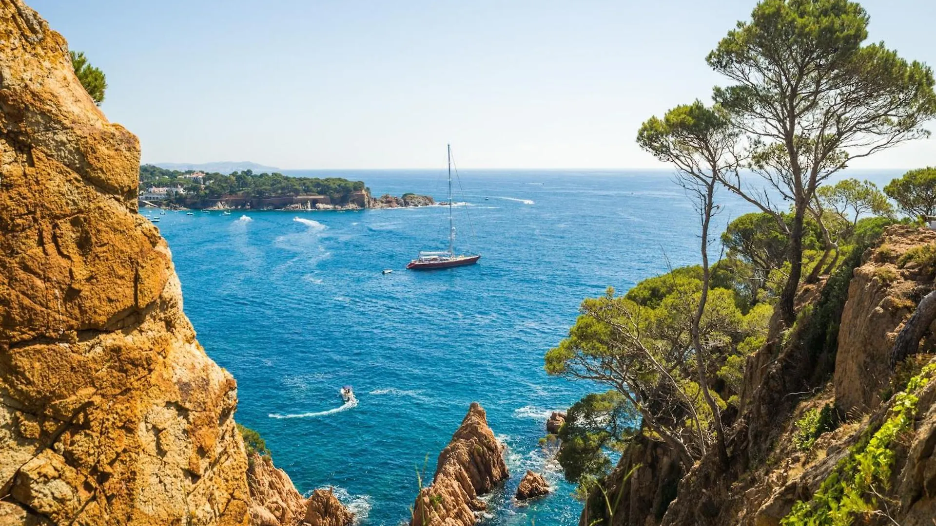 Nice Apartment Near Sand Beach Montjoi 0*,  Spanien